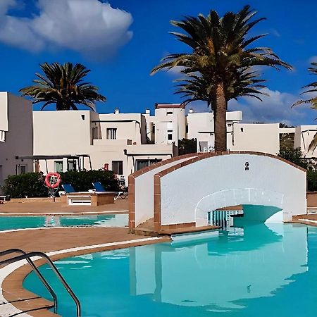 Red Hibiscus Corralejo Irent Fuerteventura Apartment Exterior foto