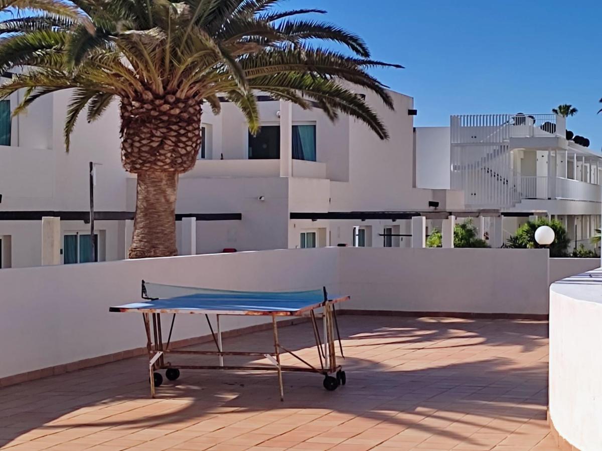 Red Hibiscus Corralejo Irent Fuerteventura Apartment Exterior foto