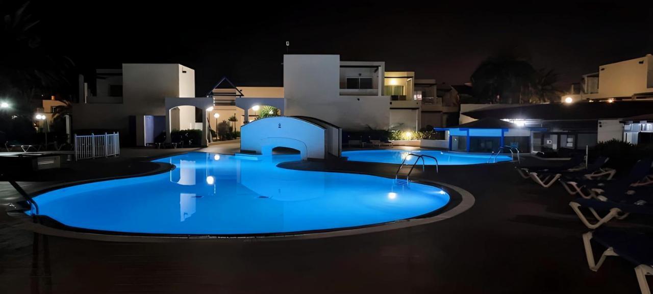 Red Hibiscus Corralejo Irent Fuerteventura Apartment Exterior foto